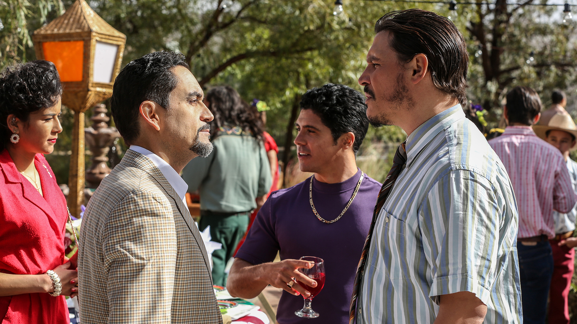 Snowfall on Disney+ United Arab Emirates | English Spanish Castilian