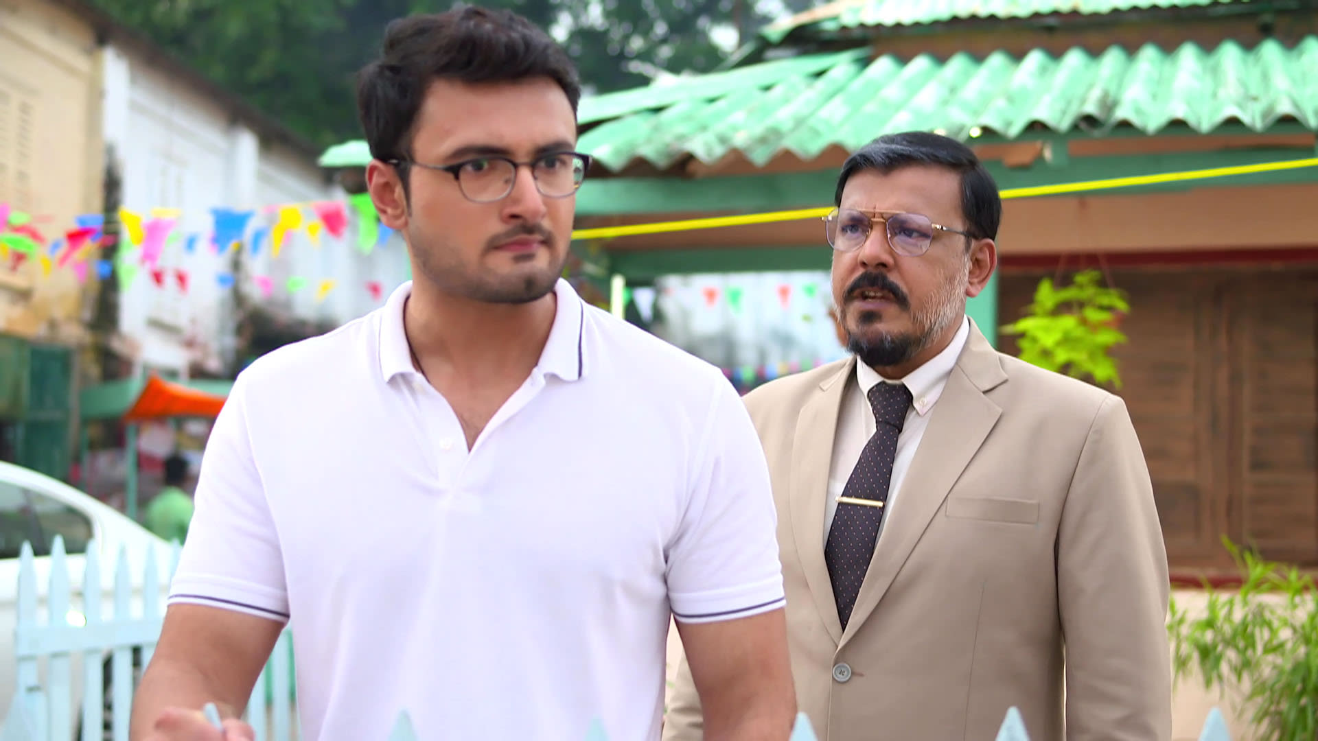 Ekhane Akash Neel Disney Hotstar