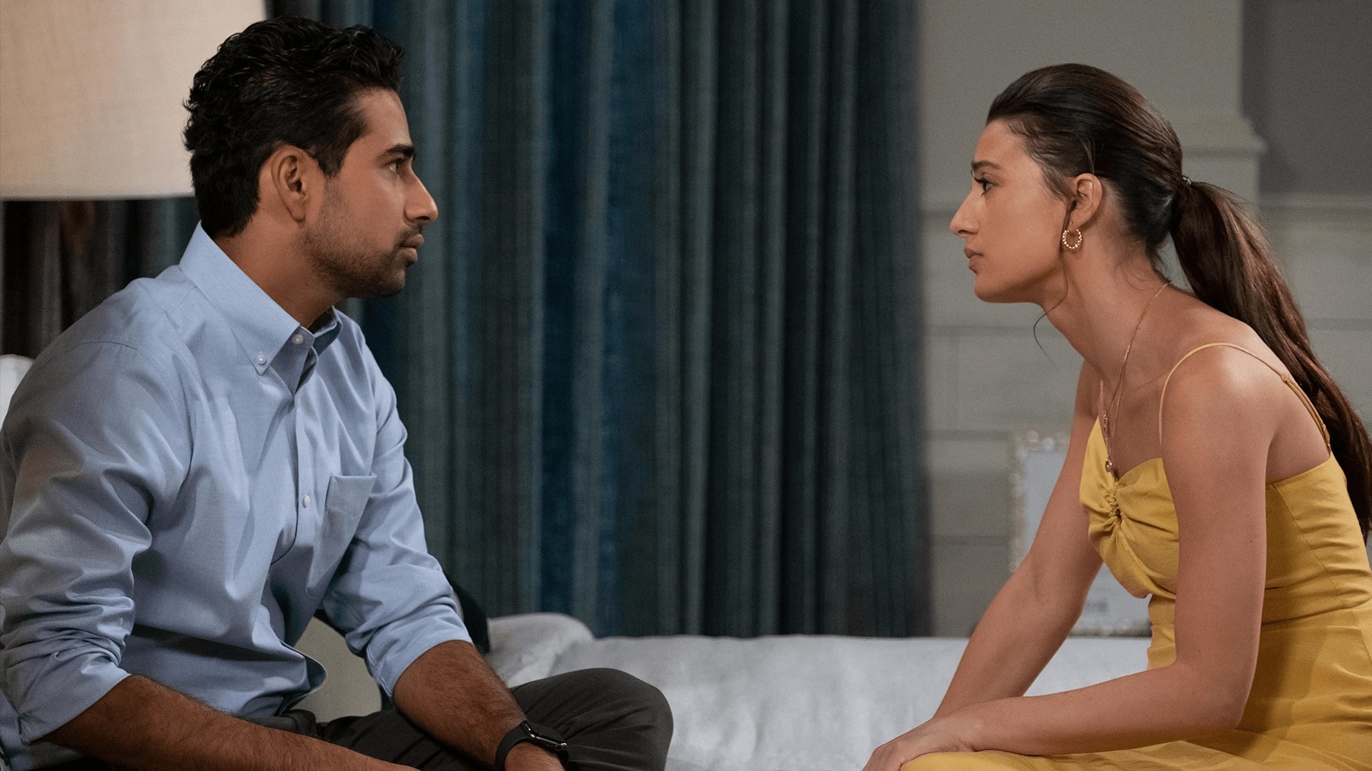 Watch How I Met Your Father online only on Disney+ za